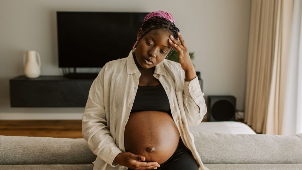 Reintegração de Gestante Demitida é Obrigatória